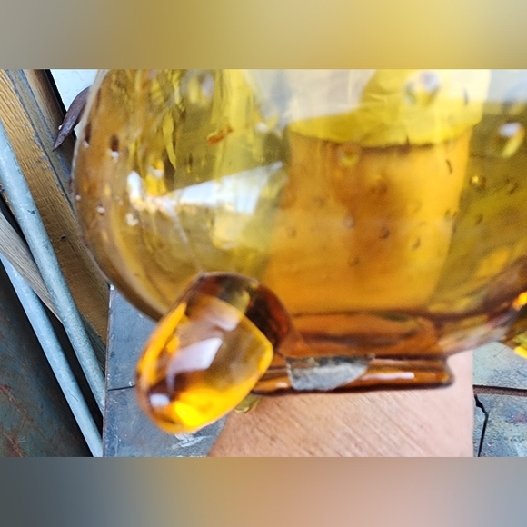 MCM Le Smith Amber 3 Toe Glass Vase - Picture 3 of 3